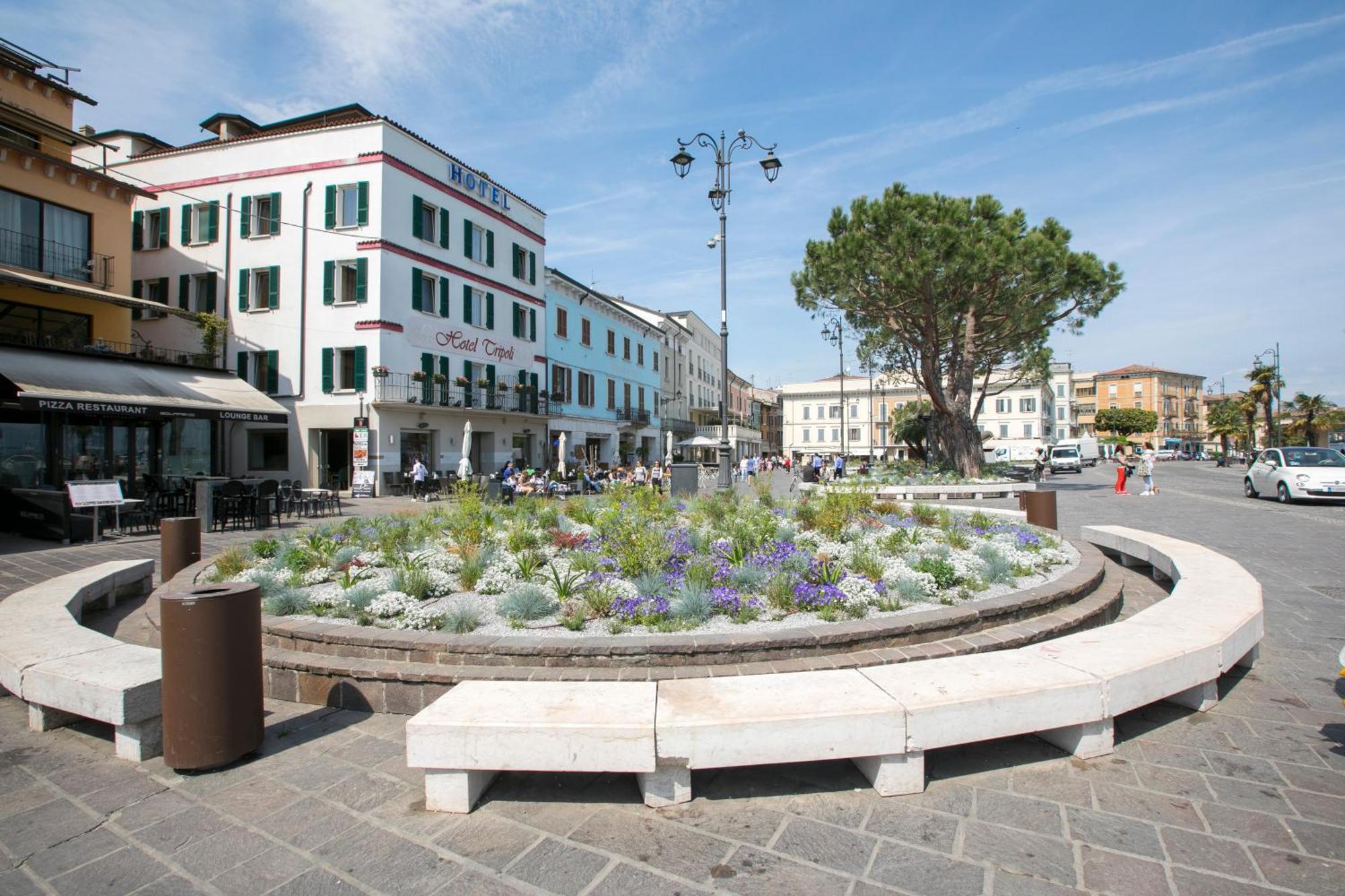 Almavite Wine Resort With Pool Desenzano del Garda Exterior photo